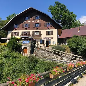 Bar Restaurant Le Margeriaz Hotel Les Déserts