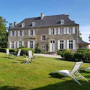*** Couette-café Manoir De Roz Maria France